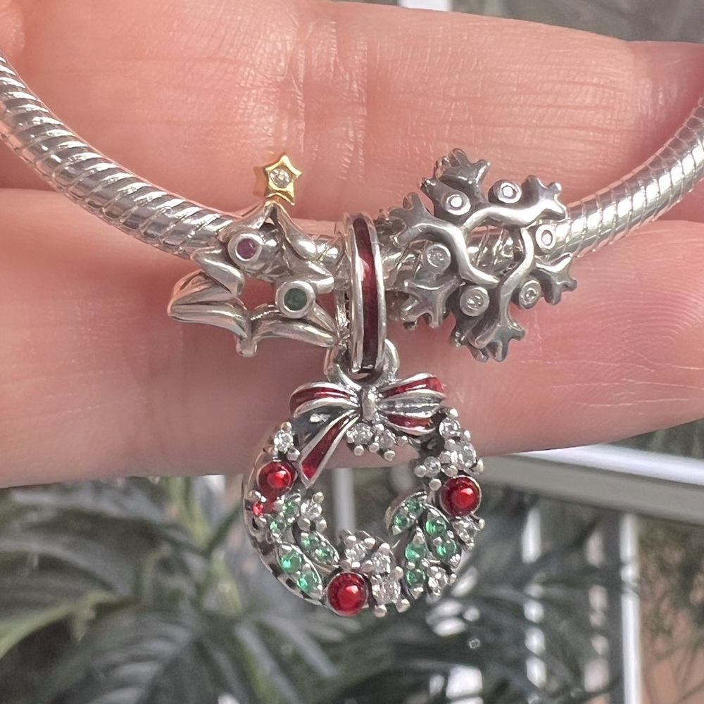 Silver Snowflake Charm - Picture 9 of 9